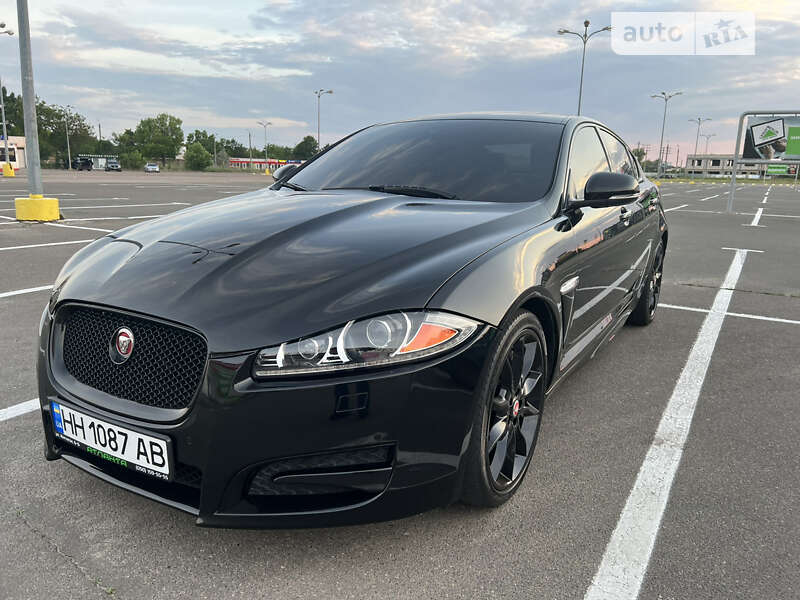 Седан Jaguar XF 2015 в Одессе