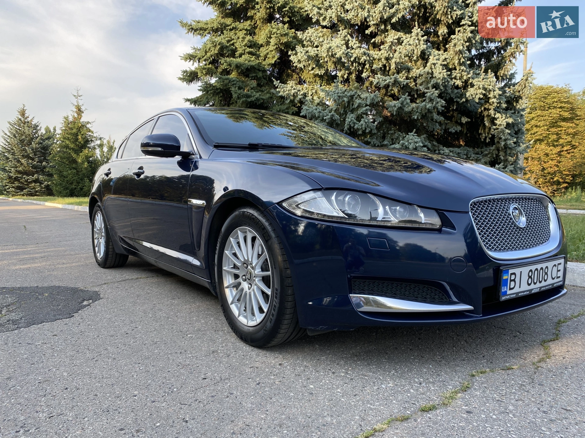 2012 Jaguar XF - мініатюра 4