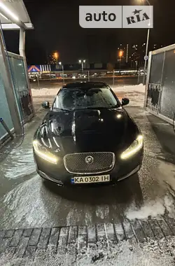 Jaguar XF 2012