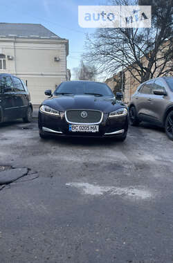 Седан Jaguar XF 2013 в Львове