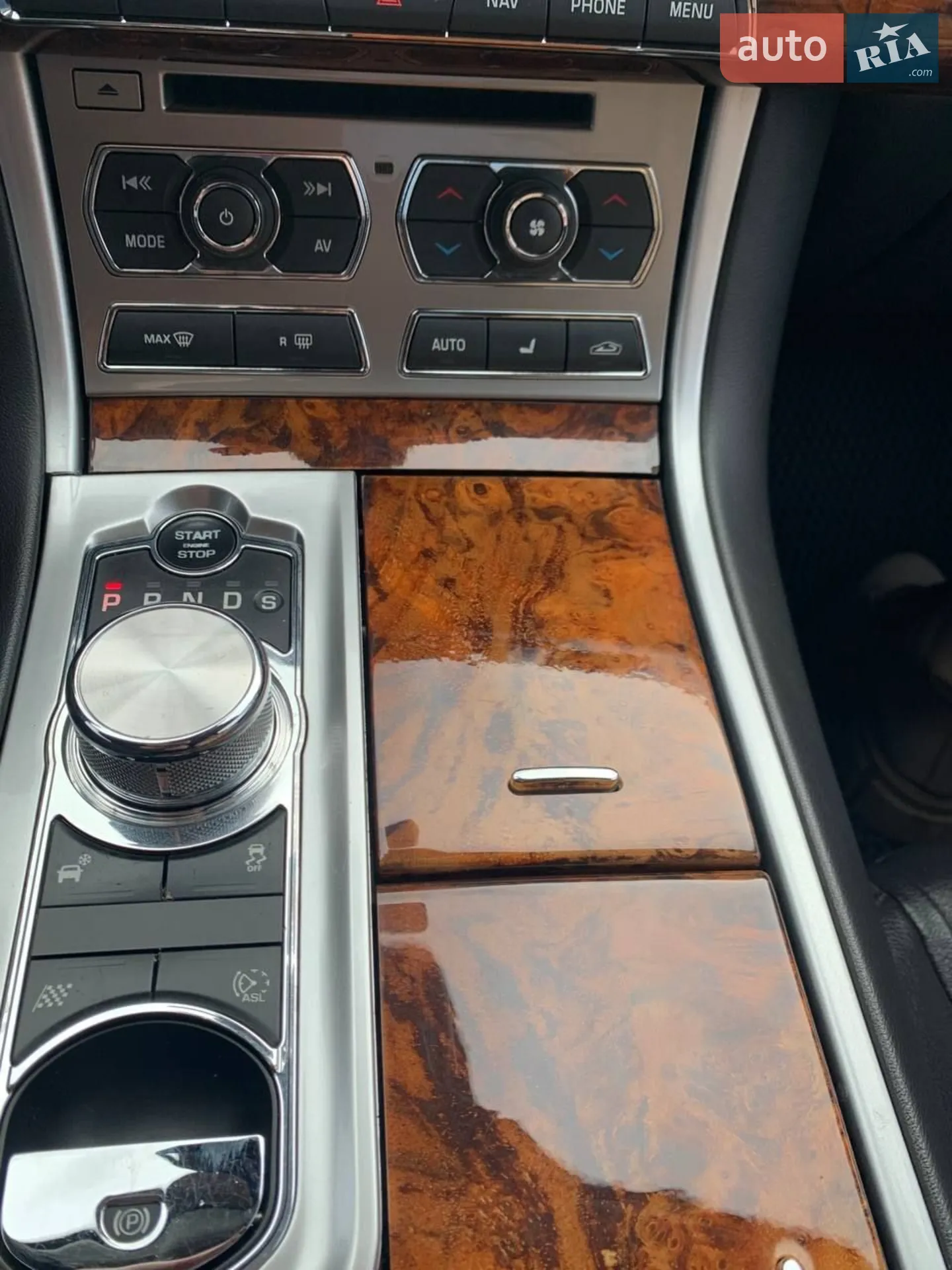 2015 Jaguar XF - мініатюра 18