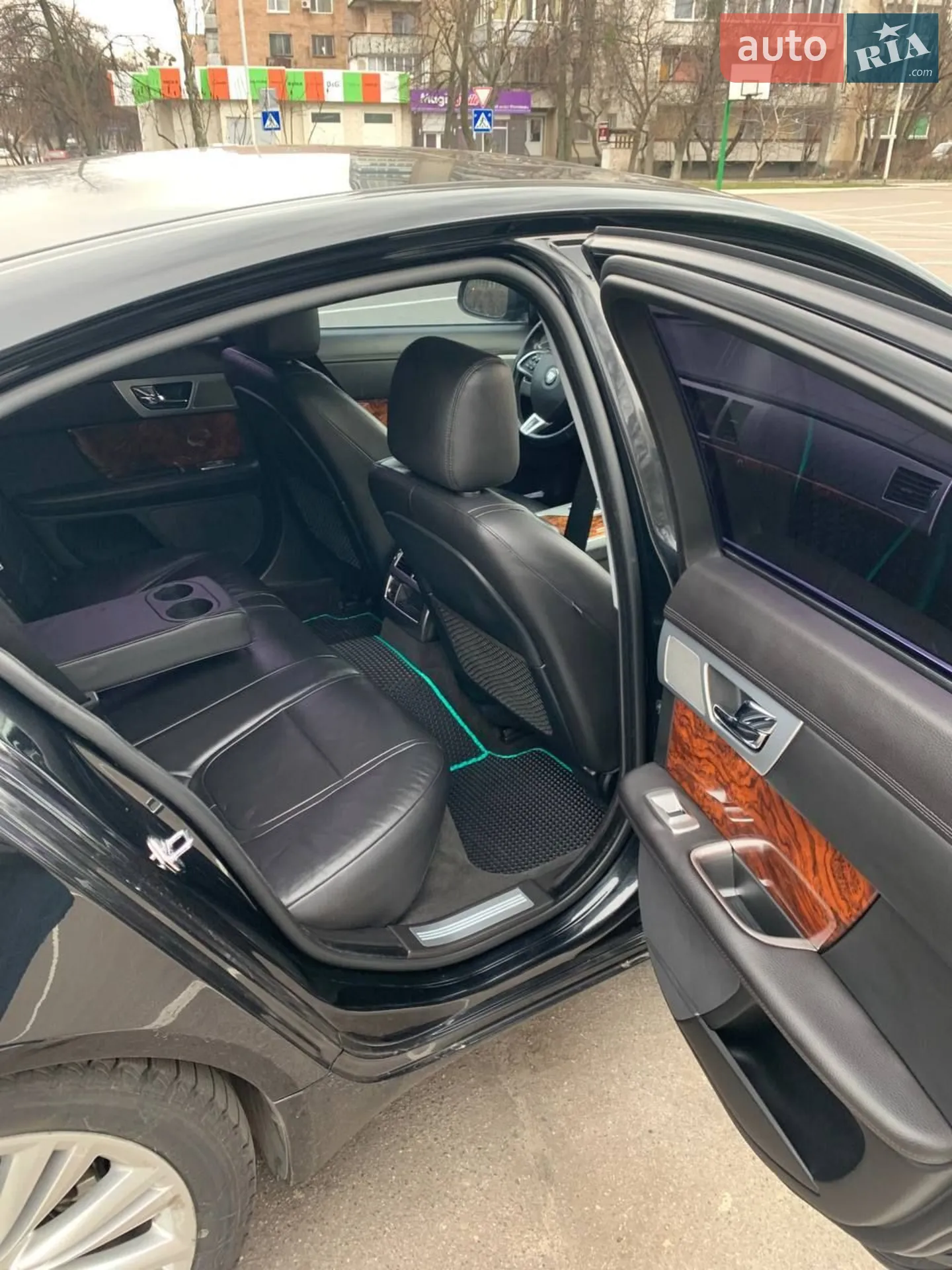 2015 Jaguar XF - мініатюра 36