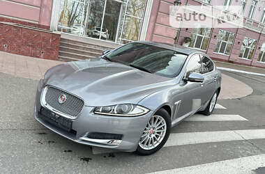 Седан Jaguar XF 2014 в Одесі