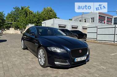 Седан Jaguar XF 2016 в Кривому Розі