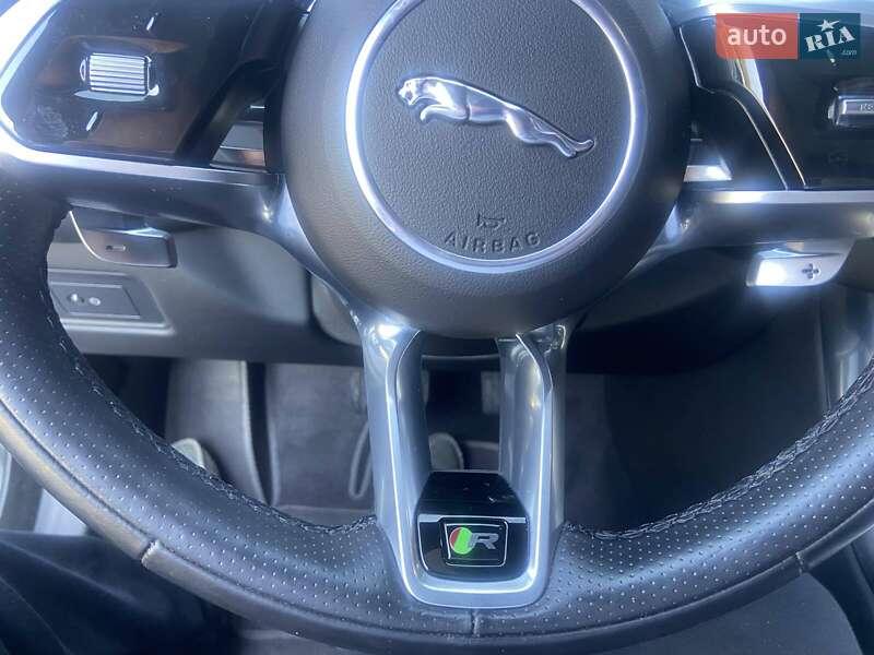 Седан Jaguar XF 2021 в Тернополе