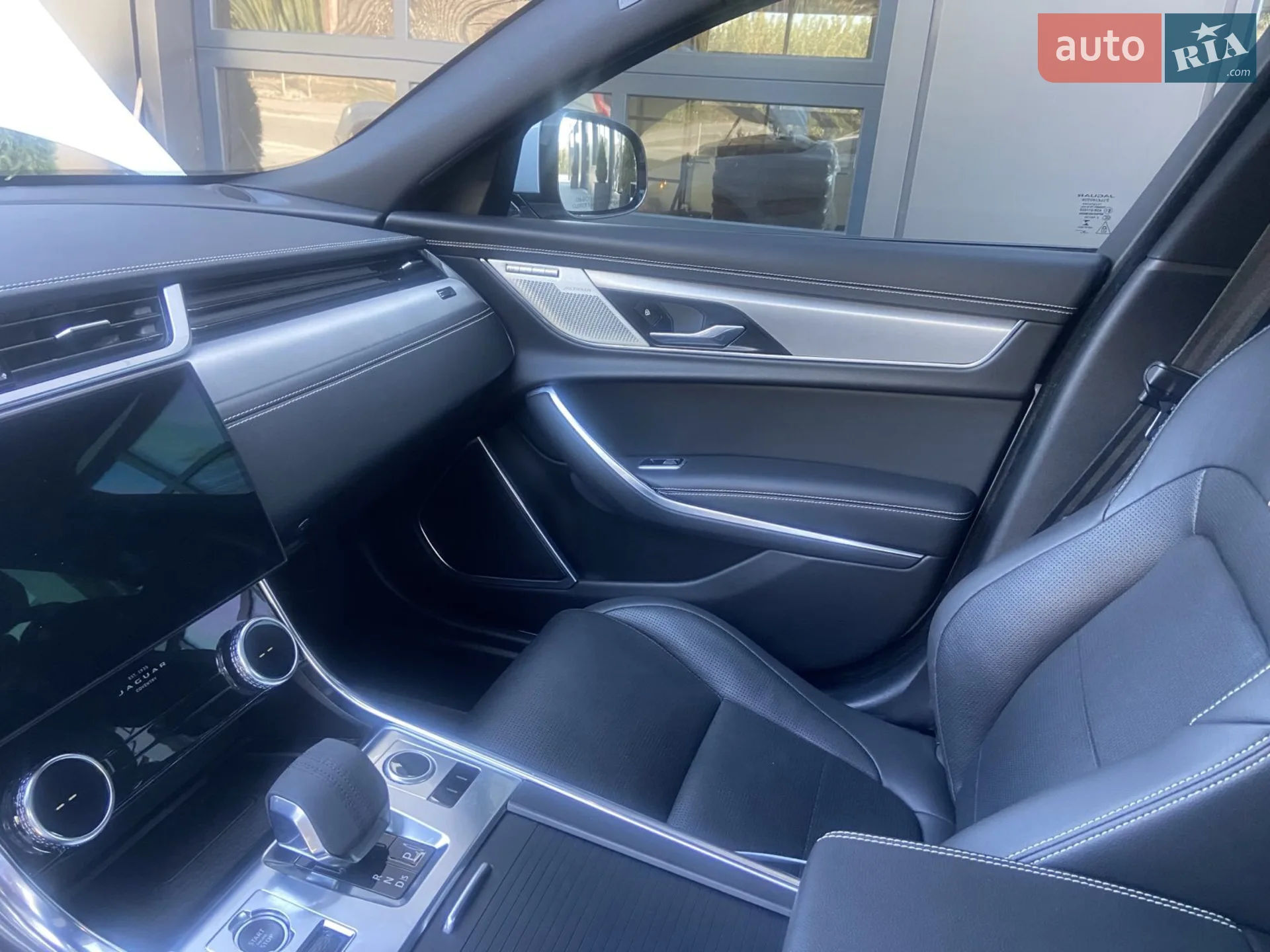 2021 Jaguar XF - мініатюра 33