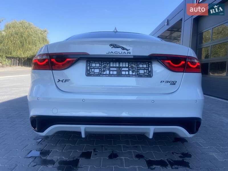 Седан Jaguar XF 2021 в Тернополе