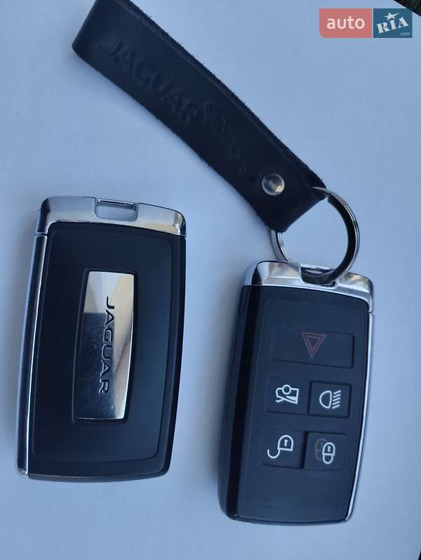 Седан Jaguar XF 2021 в Тернополе