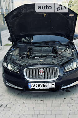 Седан Jaguar XF 2014 в Луцьку