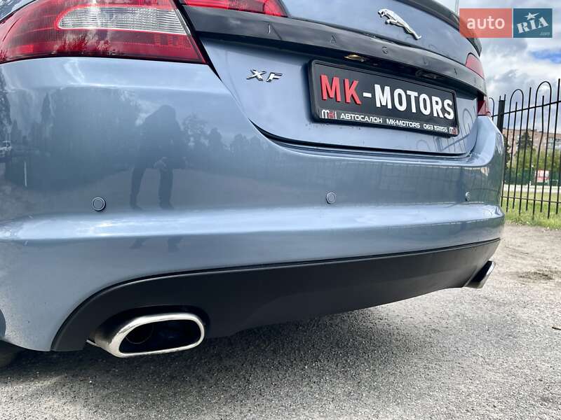 Седан Jaguar XF 2008 в Києві