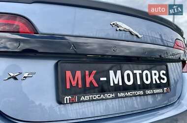 Седан Jaguar XF 2008 в 