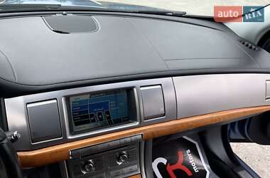 Седан Jaguar XF 2008 в 
