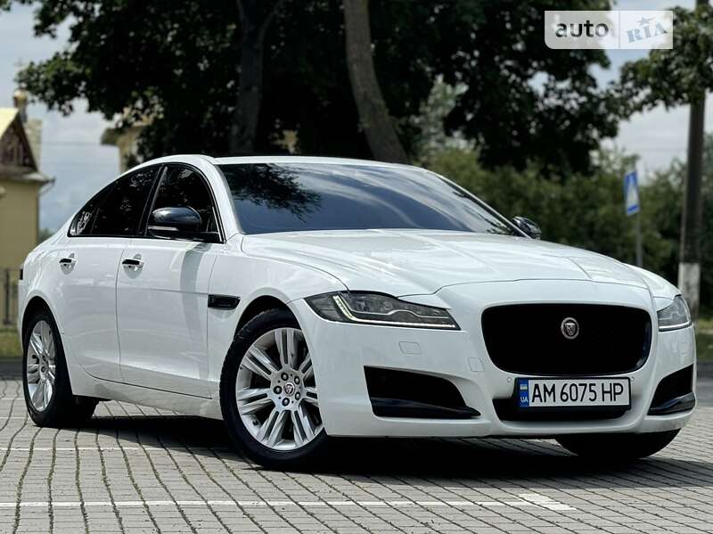 Седан Jaguar XF 2016 в Коломые фото 72 Седан Jaguar XF 2016 в Коломые