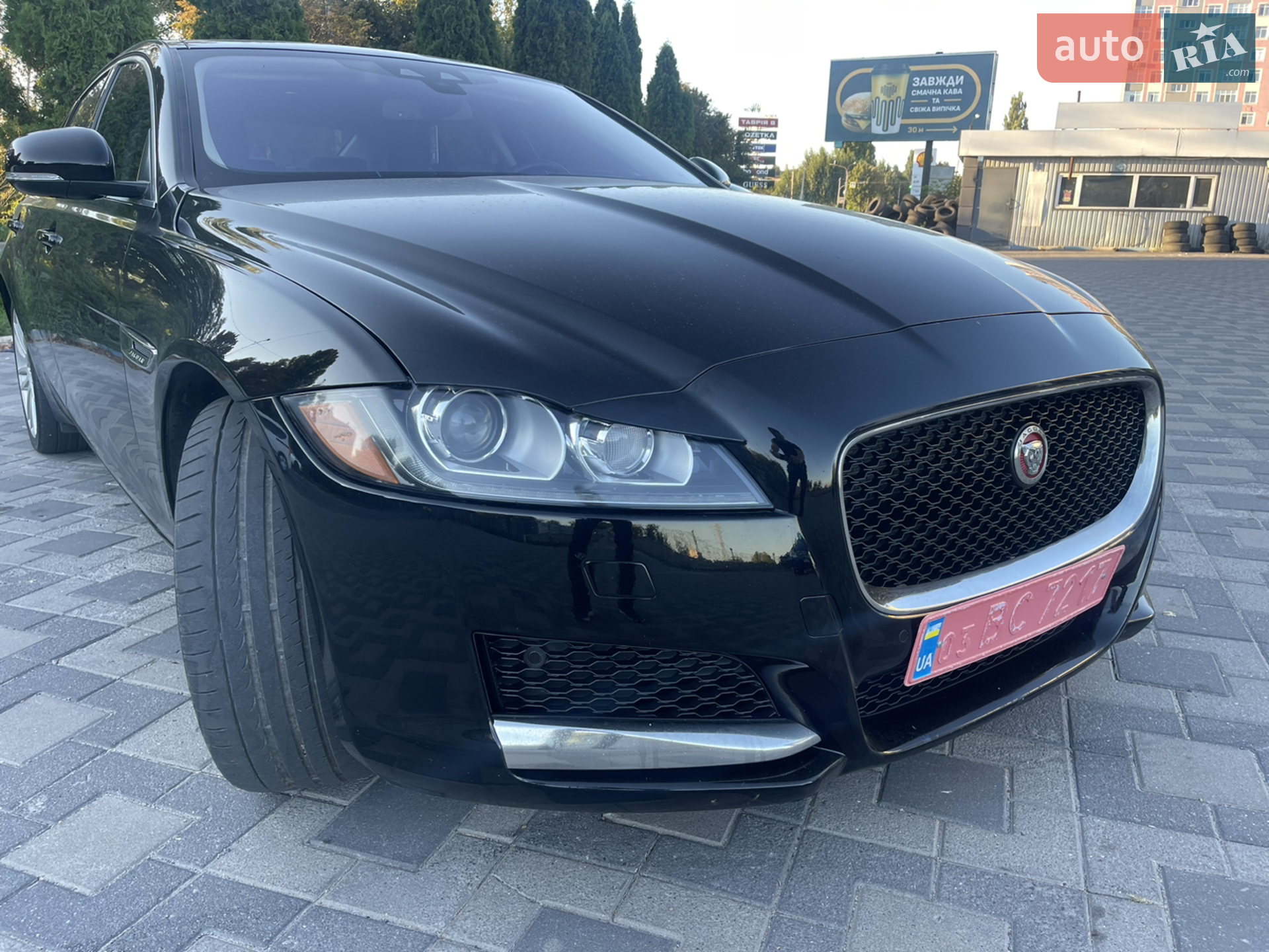 2016 Jaguar XF - мініатюра 15
