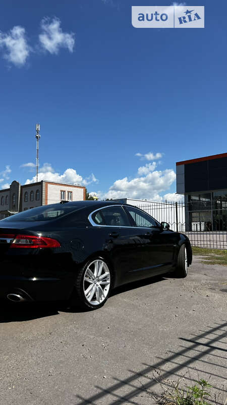 Седан Jaguar XF 2010 в Кременчуге
