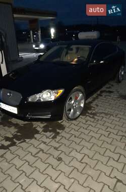 Седан Jaguar XF 2009 в Белогорье