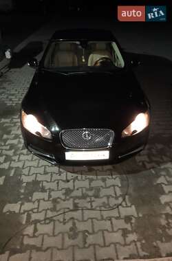 Седан Jaguar XF 2009 в Белогорье