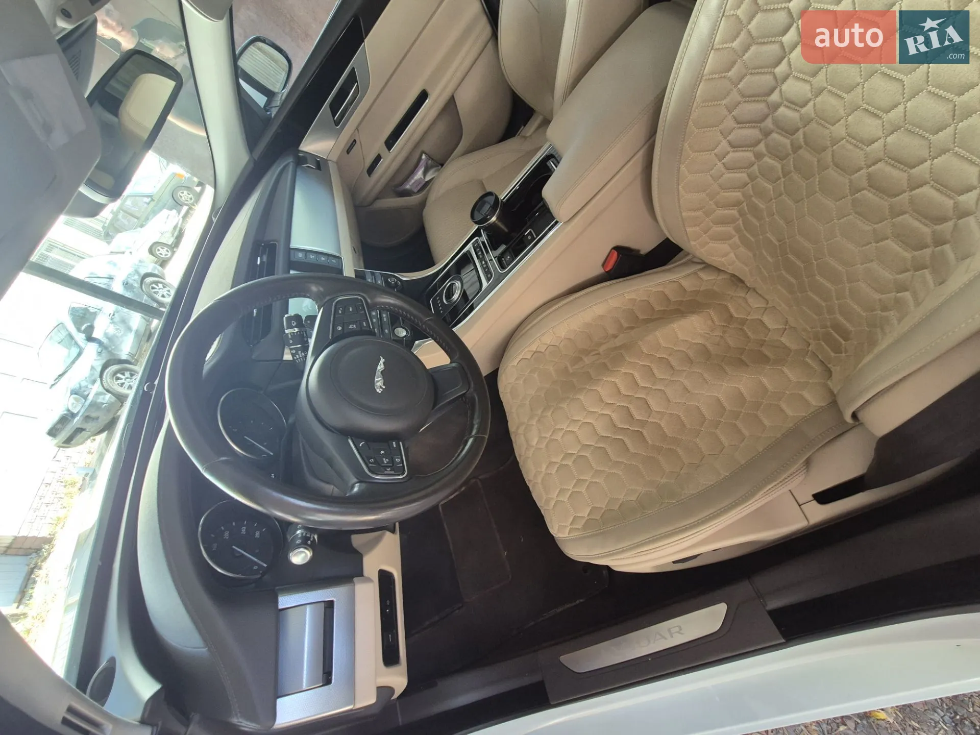 2016 Jaguar XF - мініатюра 17
