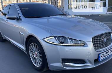 Седан Jaguar XF 2015 в Вишневому