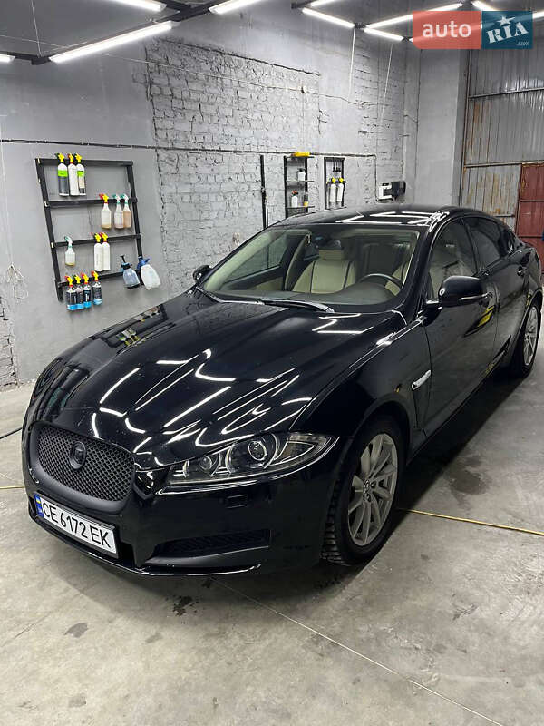 Седан Jaguar XF 2012 в Камне-Каширском