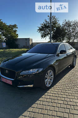 Седан Jaguar XF 2019 в Одесі