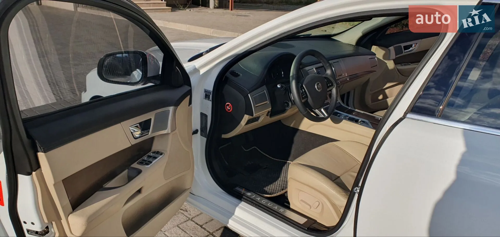 2013 Jaguar XF - мініатюра 12