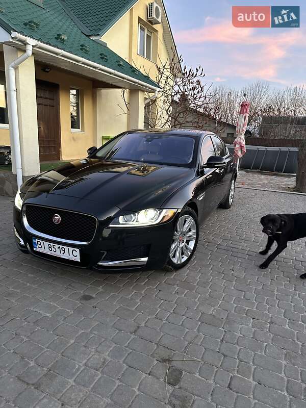 Седан Jaguar XF 2016 в Полтаве