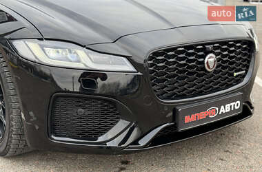 Седан Jaguar XF 2021 в Києві