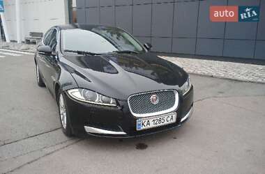 Седан Jaguar XF 2012 в Києві