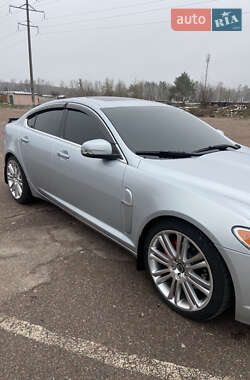 Седан Jaguar XF 2008 в Чернігові