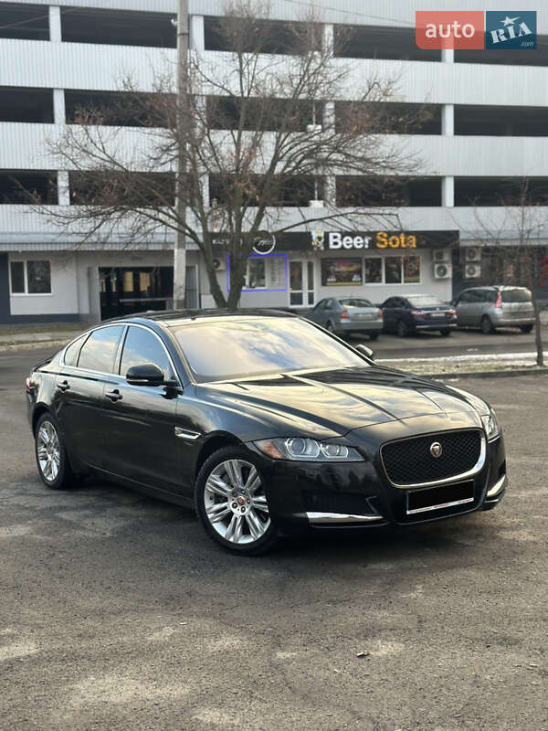 Седан Jaguar XF 2016 в Полтаве