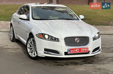 Седан Jaguar XF 2015 в Тернополе