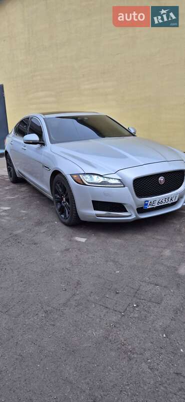 Седан Jaguar XF 2016 в Новомосковске фото 6 Седан Jaguar XF 2016 в Новомосковске