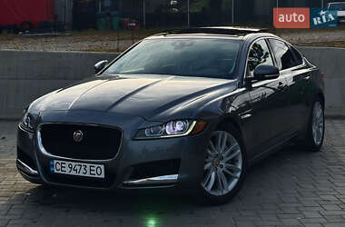 Седан Jaguar XF 2017 в Черновцах