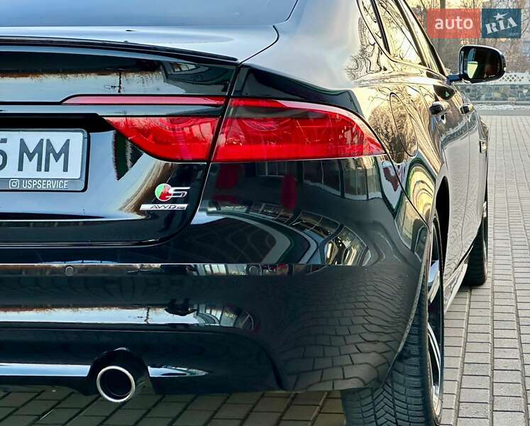 Седан Jaguar XF 2016 в Києві
