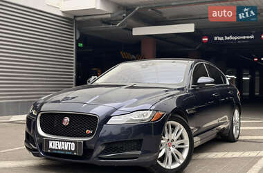 Седан Jaguar XF 2015 в Києві