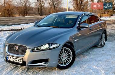 Седан Jaguar XF 2015 в Харкові