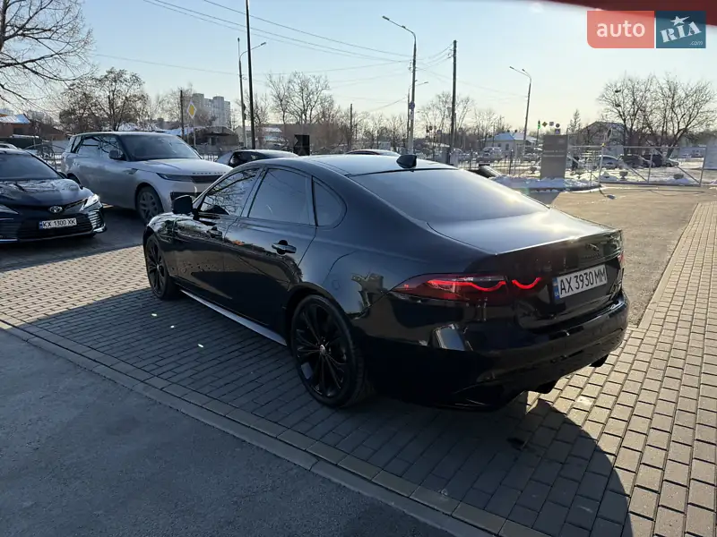 Jaguar XF 2021