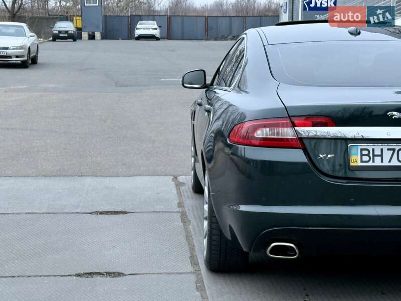 Седан Jaguar XF 2009 в Одессе