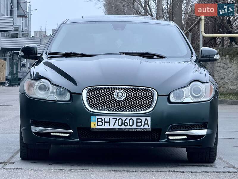 Седан Jaguar XF 2009 в Одессе