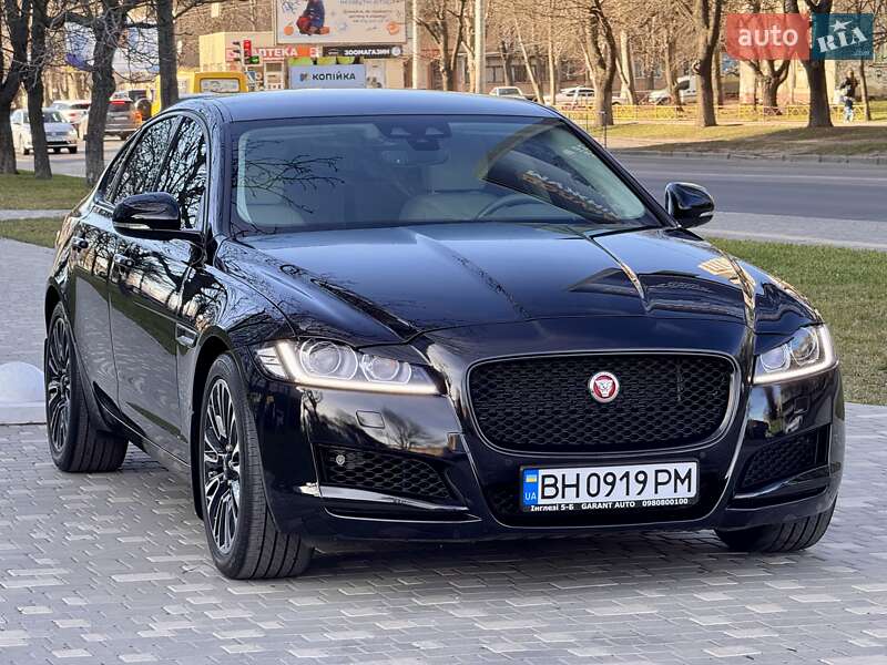 Седан Jaguar XF 2019 в Одессе
