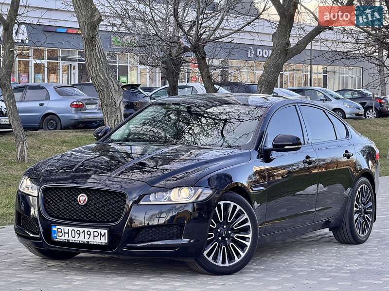 Седан Jaguar XF 2019 в Одессе