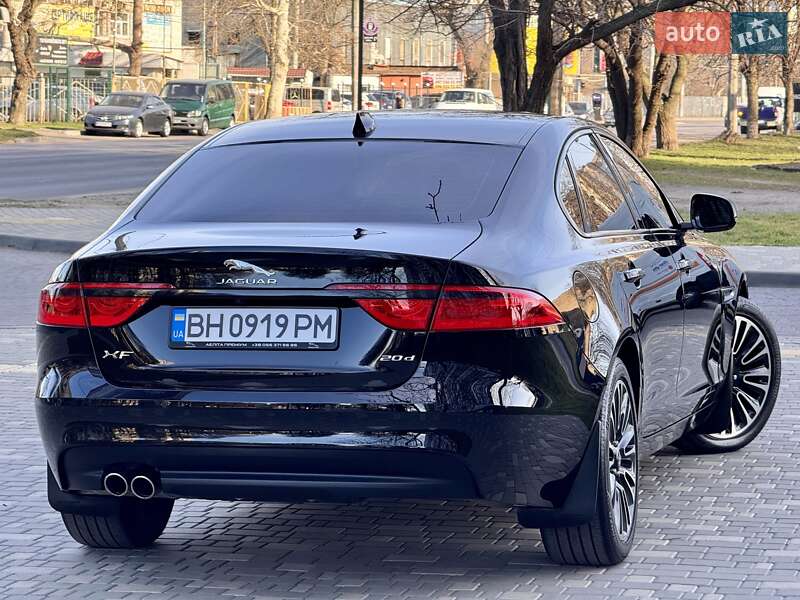 Седан Jaguar XF 2019 в Одессе
