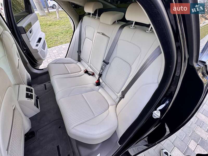 Седан Jaguar XF 2019 в Одессе