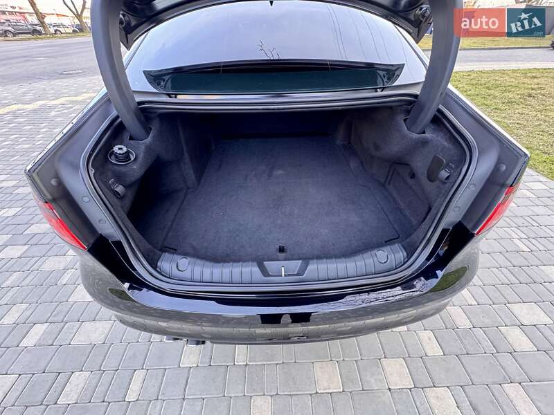 Седан Jaguar XF 2019 в Одессе