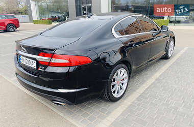 Седан Jaguar XF 2013 в 