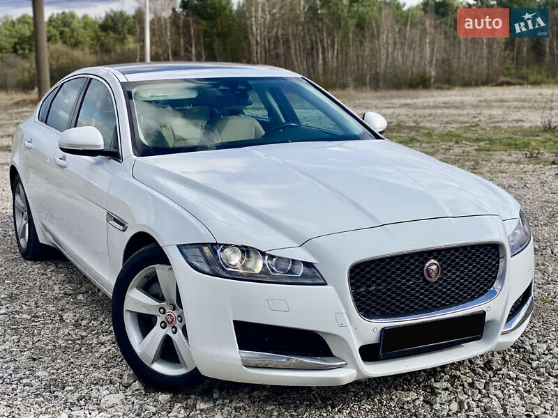 Jaguar XF 2016