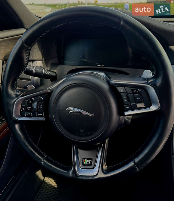 Седан Jaguar XF 2017 в Львові фото 22 Седан Jaguar XF 2017 в Львові