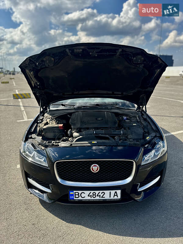 Седан Jaguar XF 2017 в Львові фото 33 Седан Jaguar XF 2017 в Львові
