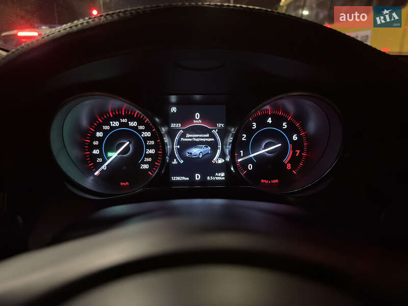 Седан Jaguar XF 2017 в Киеве
